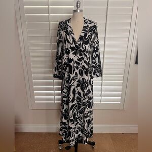 Boden Black and White Maxi Long Sleeve Dress Size Small